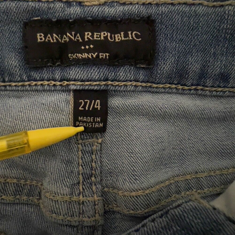 Banana Republic Jeans Womens Size 27 (4) Blue Skinny Ankle Distressed Raw Hem - Picture 4 of 6